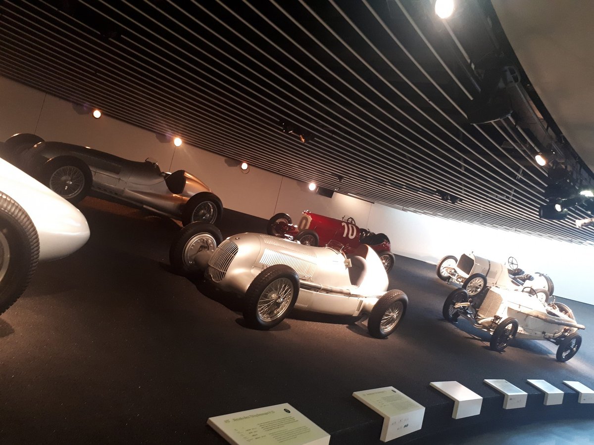 Betriebsausflug, Mercedes Benz Museum, Team, Event, Teambuilding